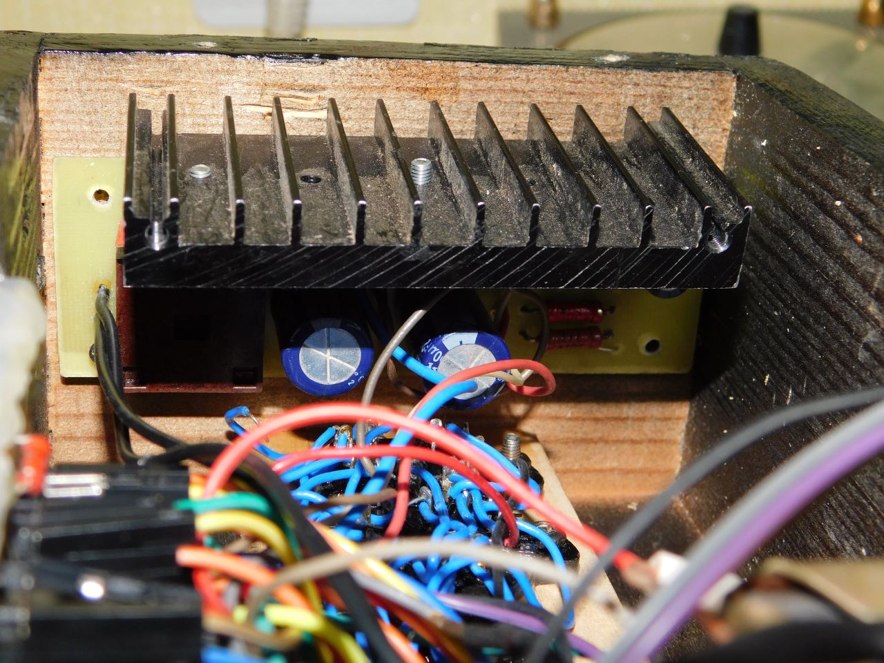 Блок питания смонтирован