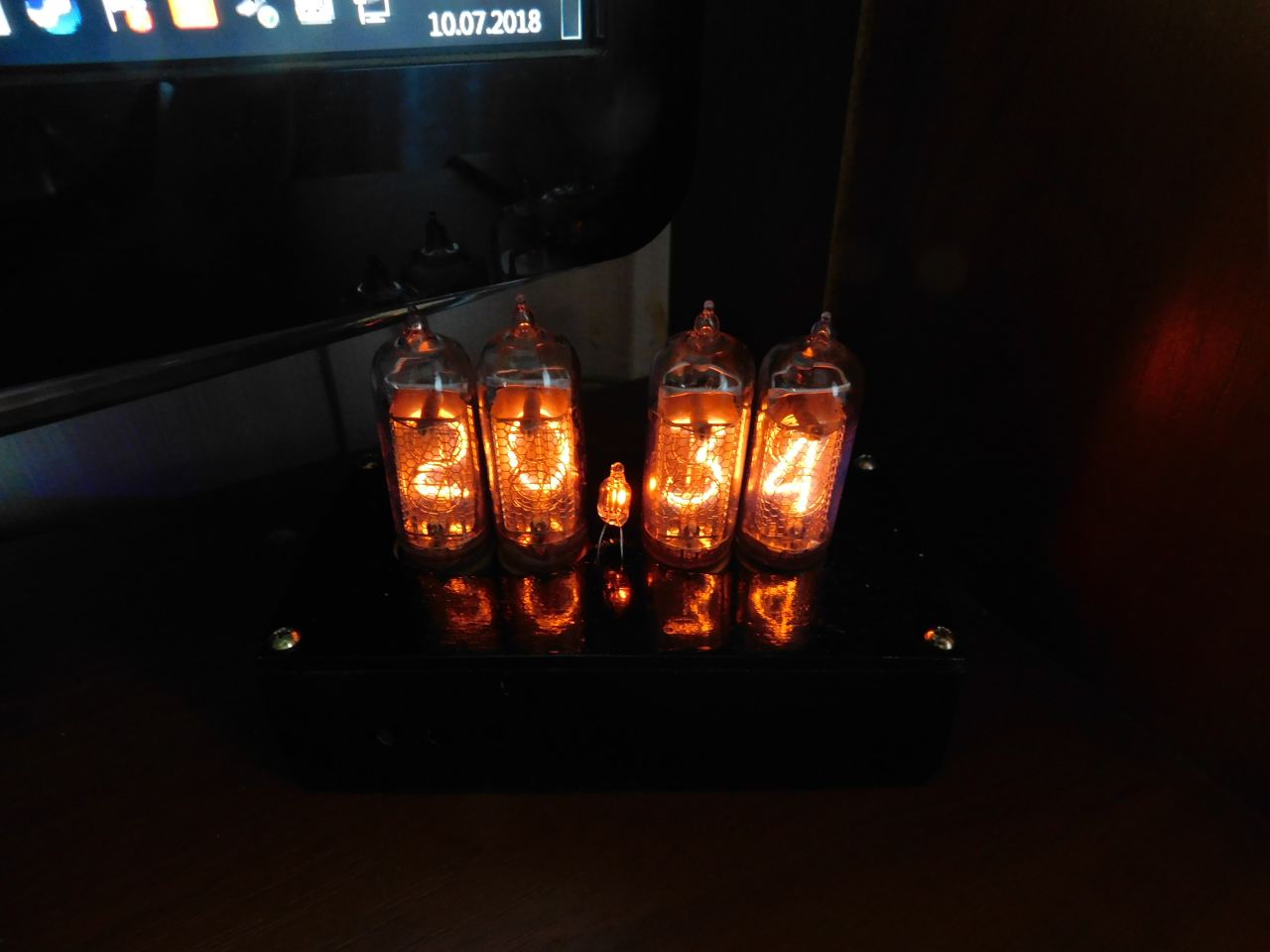 Часы на своем месте